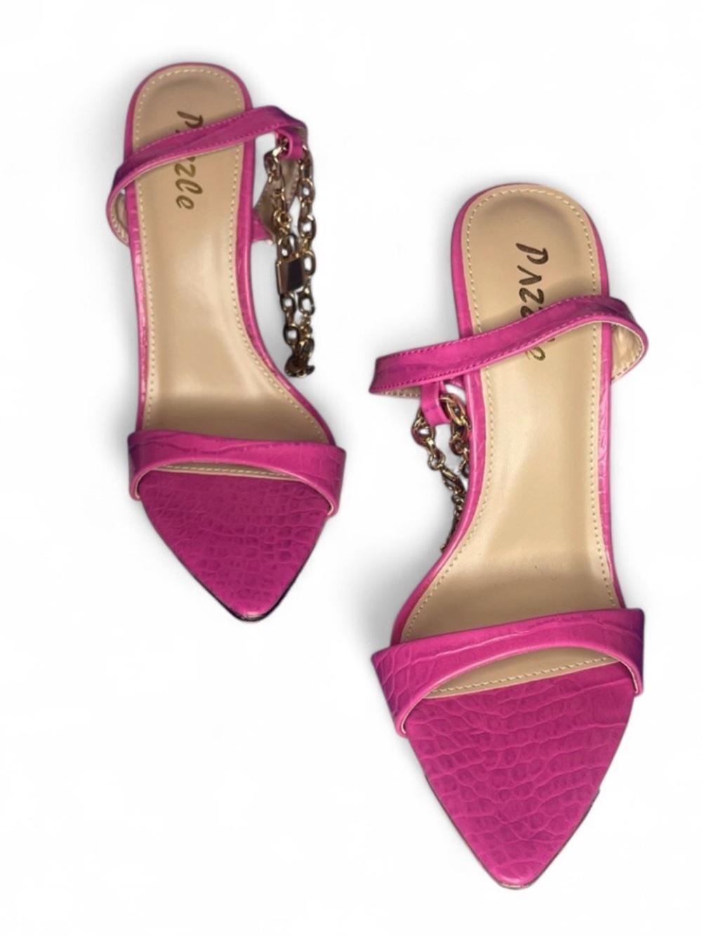 🎉✨NIB- Pazzle Fushia Barbie Pink Gold Chain Key Lock 4’ Inch Pointed Toe Heels
